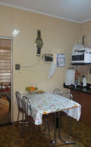 Casa à venda com 199m², 3 quartos e 2 vagas Casa à venda com 199m², 3 quartos e 2 vagasCozinha