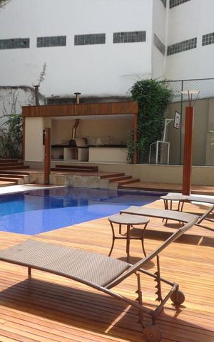 Apartamento à venda com 306m², 3 quartos e 6 vagas Apartamento à venda com 306m², 3 quartos e 6 vagasÁrea Externa