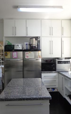 Apartamento à venda com 306m², 3 quartos e 6 vagas Apartamento à venda com 306m², 3 quartos e 6 vagasCozinha