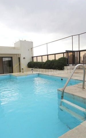 Apartamento à venda com 500m², 5 quartos e 4 vagas Apartamento à venda com 500m², 5 quartos e 4 vagasÁrea Externa