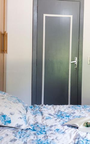 Casa à venda com 200m², 4 quartos e 4 vagasSuíte