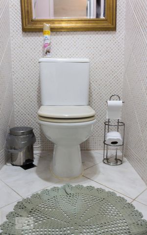 Casa à venda com 200m², 4 quartos e 4 vagasLavabo