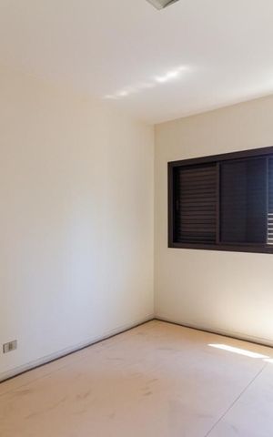 Apartamento à venda com 360m², 4 quartos e 5 vagas Apartamento à venda com 360m², 4 quartos e 5 vagasQuarto