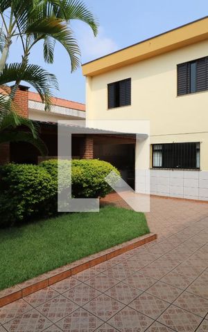 Casa à venda com 370m², 4 quartos e 10 vagasQuintal