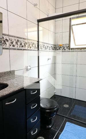 Casa à venda com 370m², 4 quartos e 10 vagasBanheiro