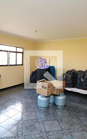Casa à venda com 370m², 4 quartos e 10 vagasSalao