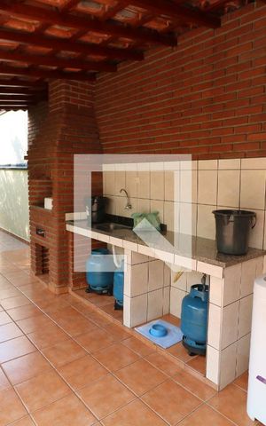 Casa à venda com 370m², 4 quartos e 10 vagasChurrasqueira