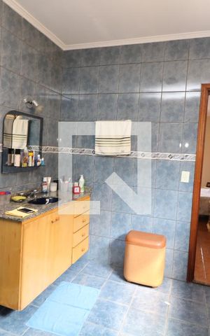 Casa à venda com 370m², 4 quartos e 10 vagasBanheiro suite