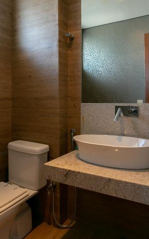 Apartamento à venda com 320m², 3 quartos e 4 vagas Apartamento à venda com 320m², 3 quartos e 4 vagasLavabo