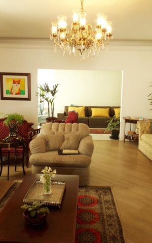 Apartamento à venda com 330m², 3 quartos e 3 vagas Apartamento à venda com 330m², 3 quartos e 3 vagasSala