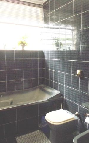 Apartamento à venda com 330m², 3 quartos e 3 vagas Apartamento à venda com 330m², 3 quartos e 3 vagasBanheiro
