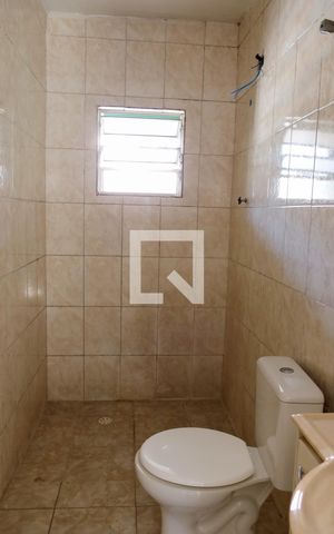 Casa à venda com 200m², 6 quartos e 1 vaga Casa à venda com 200m², 6 quartos e 1 vagaBanheiro da Suíte 3
