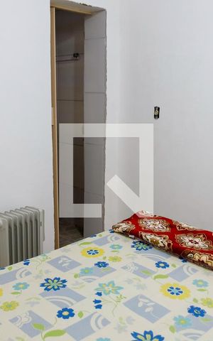 Casa à venda com 200m², 6 quartos e 1 vaga Casa à venda com 200m², 6 quartos e 1 vagaQuarto 2 - Suíte