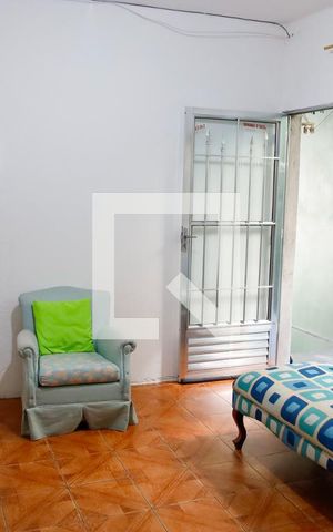 Casa à venda com 200m², 6 quartos e 1 vaga Casa à venda com 200m², 6 quartos e 1 vagasala
