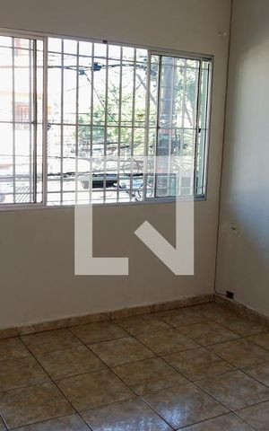 Casa à venda com 200m², 6 quartos e 1 vaga Casa à venda com 200m², 6 quartos e 1 vagasala