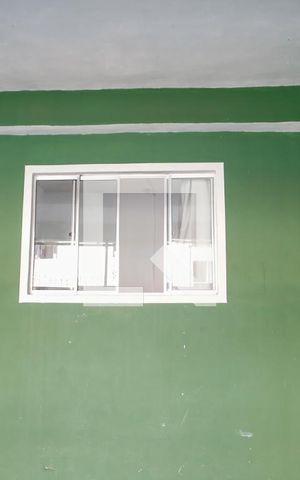 Casa à venda com 200m², 6 quartos e 1 vaga Casa à venda com 200m², 6 quartos e 1 vagaGaragem