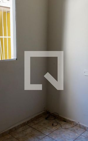 Casa à venda com 200m², 6 quartos e 1 vaga Casa à venda com 200m², 6 quartos e 1 vagaQuarto 4