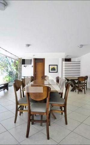 Apartamento à venda com 269m², 4 quartos e 2 vagas Apartamento à venda com 269m², 4 quartos e 2 vagasÁrea externa