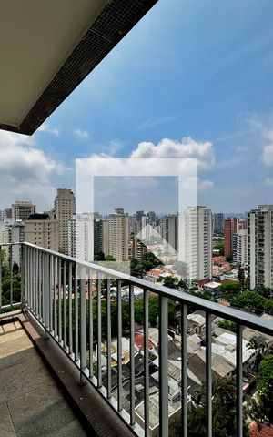 Apartamento à venda com 269m², 4 quartos e 2 vagas Apartamento à venda com 269m², 4 quartos e 2 vagasSacada