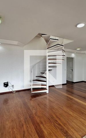 Apartamento à venda com 269m², 4 quartos e 2 vagas Apartamento à venda com 269m², 4 quartos e 2 vagasSala