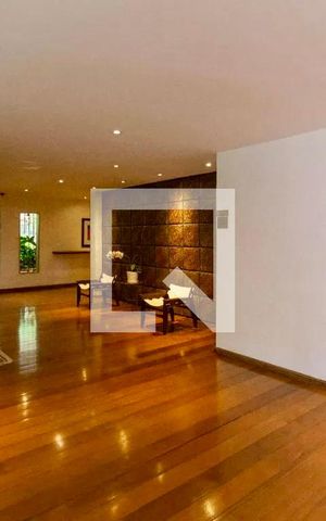 Apartamento à venda com 269m², 4 quartos e 2 vagas Apartamento à venda com 269m², 4 quartos e 2 vagasHall Social Bloco