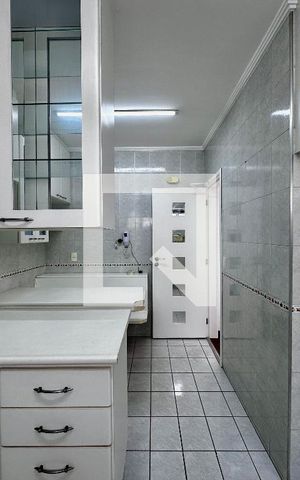 Apartamento à venda com 269m², 4 quartos e 2 vagas Apartamento à venda com 269m², 4 quartos e 2 vagasCozinha