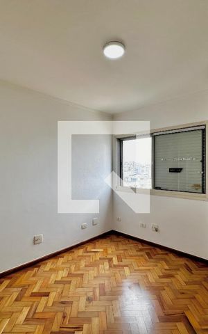 Apartamento à venda com 269m², 4 quartos e 2 vagas Apartamento à venda com 269m², 4 quartos e 2 vagasQuarto 4