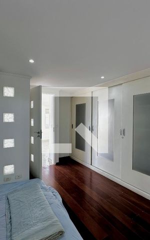 Apartamento à venda com 269m², 4 quartos e 2 vagas Apartamento à venda com 269m², 4 quartos e 2 vagasSuíte 2 Cobertura