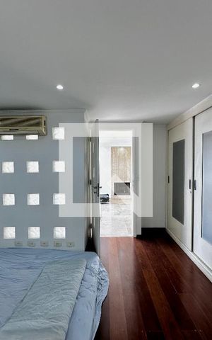 Apartamento à venda com 269m², 4 quartos e 2 vagas Apartamento à venda com 269m², 4 quartos e 2 vagasSuíte 2 Cobertura