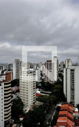 Apartamento à venda com 269m², 4 quartos e 2 vagas Apartamento à venda com 269m², 4 quartos e 2 vagasVista Varanda Superior