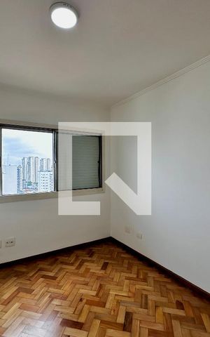 Apartamento à venda com 269m², 4 quartos e 2 vagas Apartamento à venda com 269m², 4 quartos e 2 vagasQuarto 3