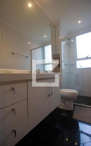Apartamento para alugar com 116m², 3 quartos e 2 vagas Apartamento para alugar com 116m², 3 quartos e 2 vagasBanheiro da suíte 3