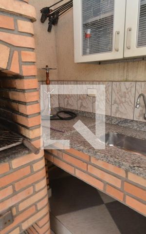 Casa à venda com 115m², 4 quartos e 2 vagas Casa à venda com 115m², 4 quartos e 2 vagasChurrasqueira