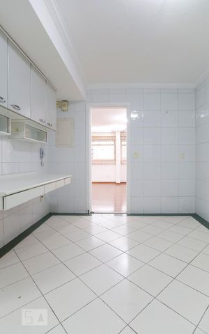 Apartamento para alugar com 110m², 3 quartos e 1 vagaCozinha