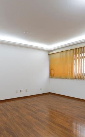 Apartamento para alugar com 110m², 3 quartos e 1 vagaSala