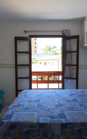 Casa à venda com 99m², 3 quartos e 2 vagas Casa à venda com 99m², 3 quartos e 2 vagasSuíte