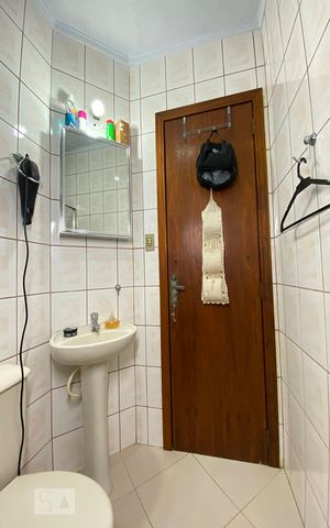 Apartamento à venda com 58m², 2 quartos e sem vagaBanheiro
