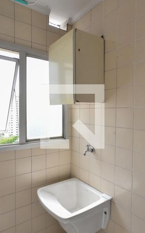 Apartamento para alugar com 47m², 2 quartos e 1 vaga Apartamento para alugar com 47m², 2 quartos e 1 vagaArea de Serviço