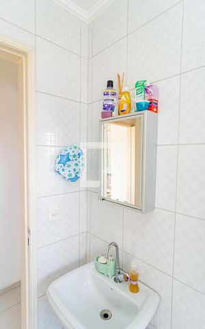 Apartamento à venda com 107m², 3 quartos e 2 vagas Apartamento à venda com 107m², 3 quartos e 2 vagasBanheiro Social