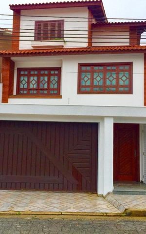 Casa à venda com 490m², 4 quartos e sem vagaÁrea Externa