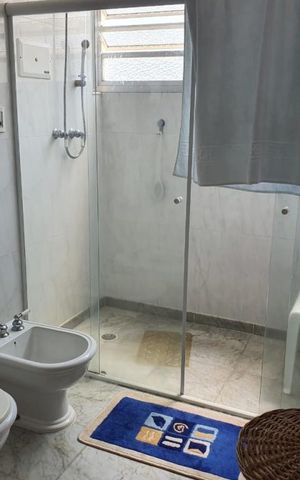 Apartamento à venda com 250m², 4 quartos e 3 vagas Apartamento à venda com 250m², 4 quartos e 3 vagasBanheiro