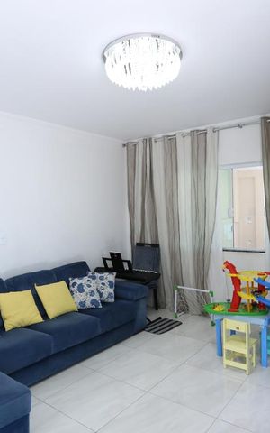 Casa à venda com 260m², 3 quartos e 3 vagasSala