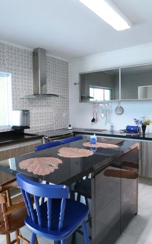 Casa à venda com 260m², 3 quartos e 3 vagasCozinha