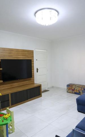 Casa à venda com 260m², 3 quartos e 3 vagasSala