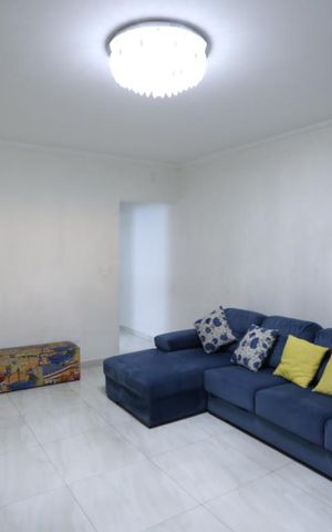 Casa à venda com 260m², 3 quartos e 3 vagasSala