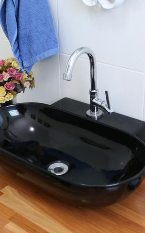 Casa à venda com 260m², 3 quartos e 3 vagasBanheiro 1