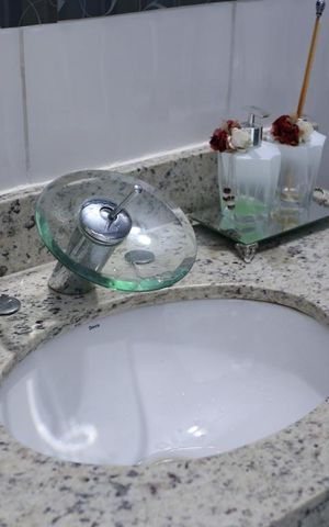 Casa à venda com 260m², 3 quartos e 3 vagasLavabo