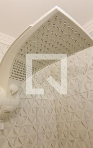 Apartamento para alugar com 91m², 3 quartos e 1 vaga Apartamento para alugar com 91m², 3 quartos e 1 vagaBanheiro da Suíte