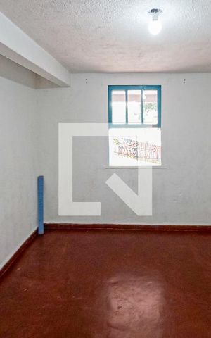 Casa para alugar com 50m², 1 quarto e sem vaga Casa para alugar com 50m², 1 quarto e sem vagaQuarto