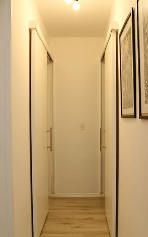 Apartamento à venda com 85m², 2 quartos e 2 vagasCorredor 